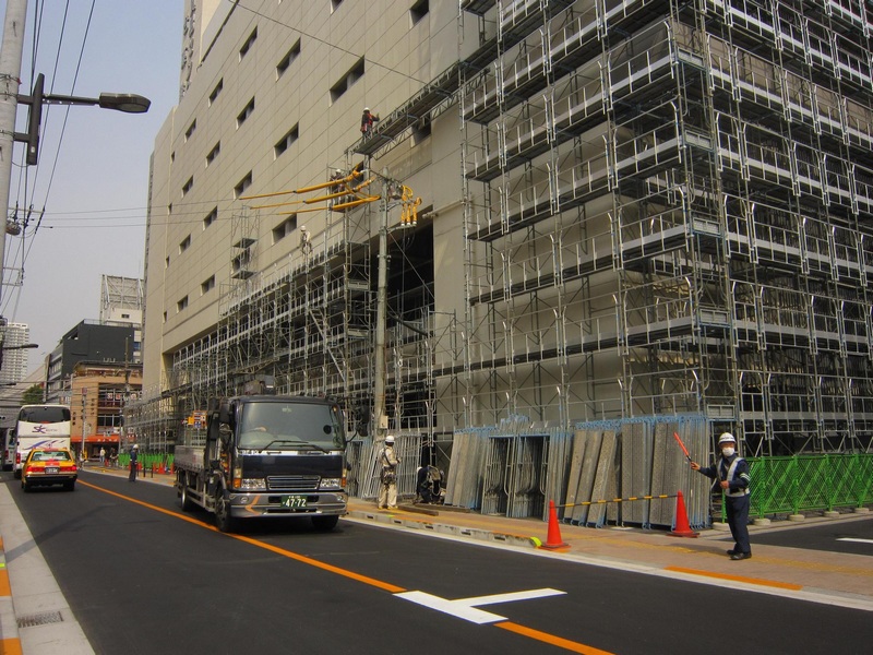 日本三年建筑工